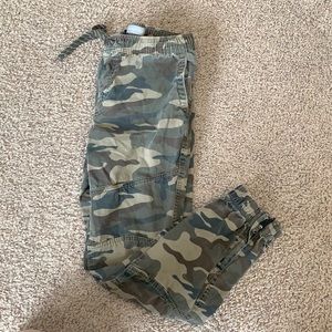 Aeropostale Men’s Joggers Size M